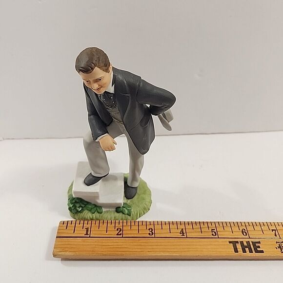 Avon 1984 Images of Hollywood Clark Gable as Rhett Butler in Gone With The Wind - Picture 6 of 11